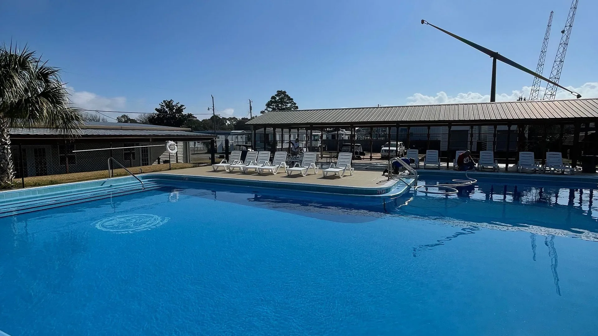 Amenities - Campers Inn Pool