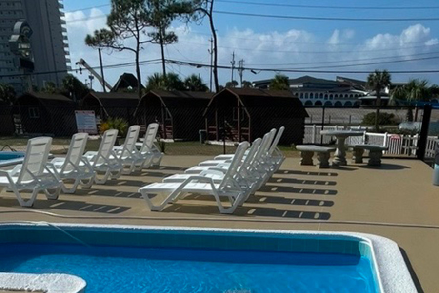 Campers Inn Pool